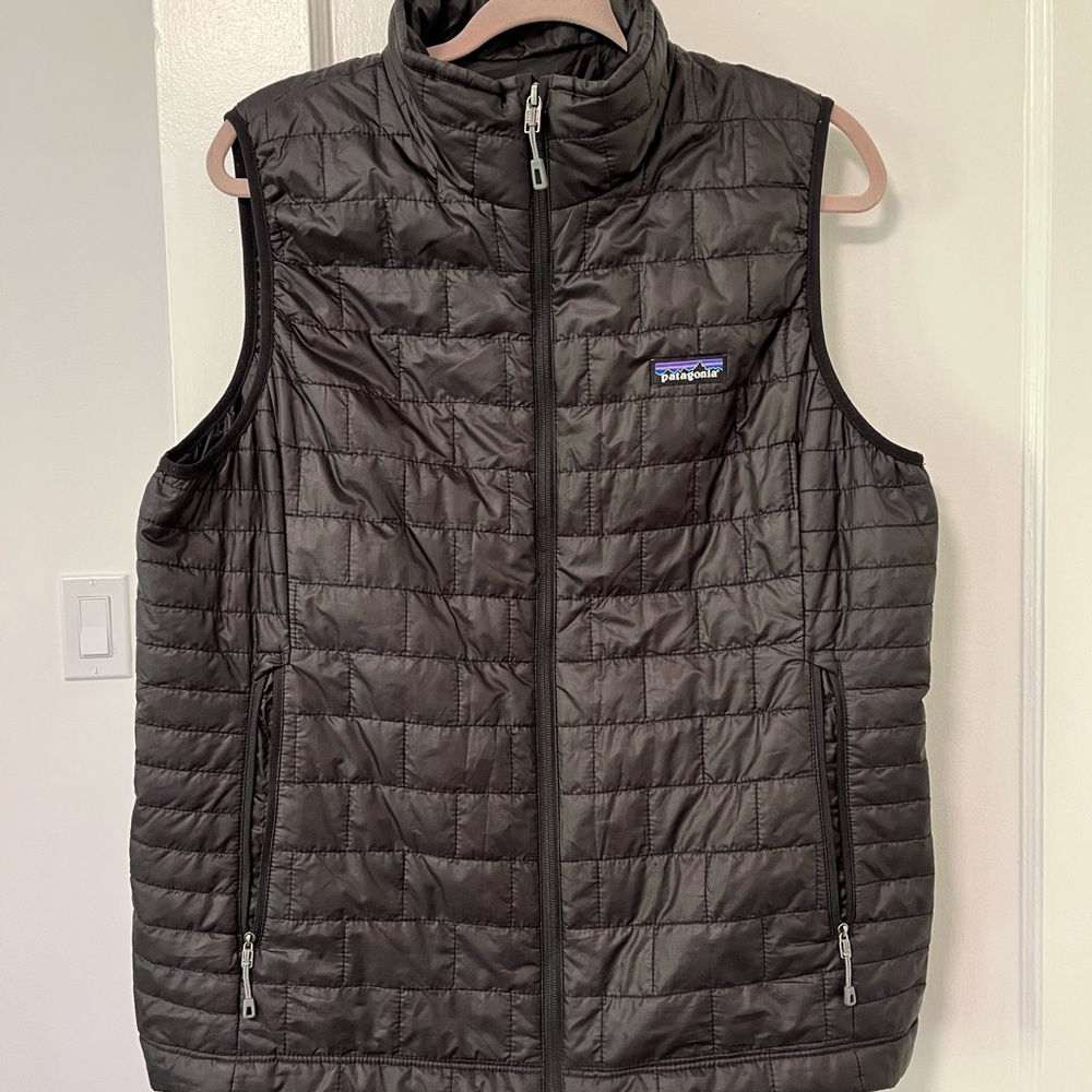 Patagonia Dark Gray Quilted Vest